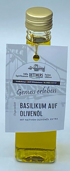 Basilikum auf Olivenöl
